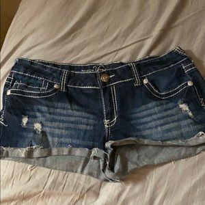 Vanity size 32 distressed denim shorts